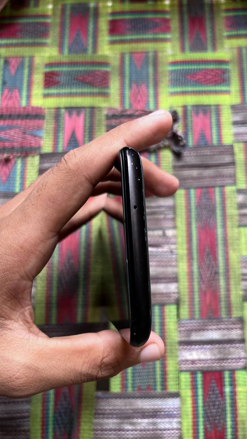 One Plus 6T 4