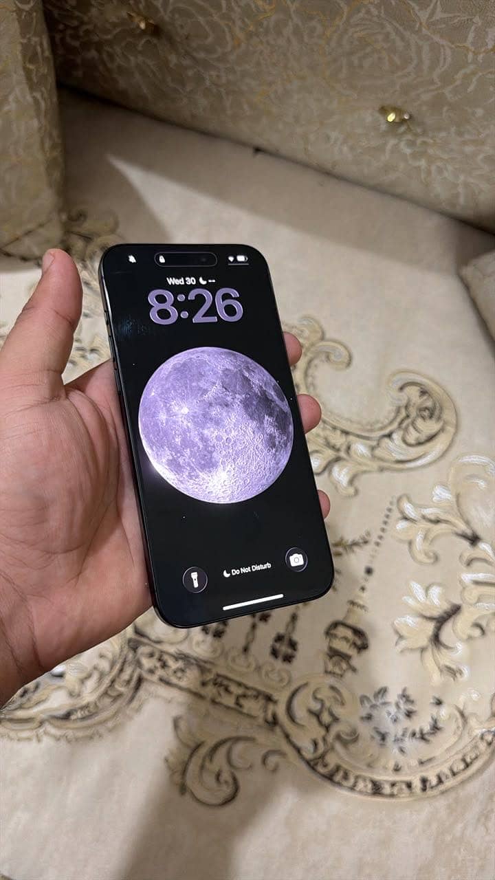 Apple iPhone 15 Pro Max 3