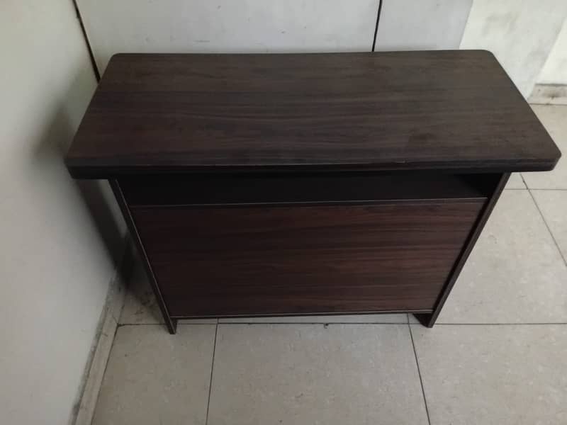 Computer Table & executive chair 1