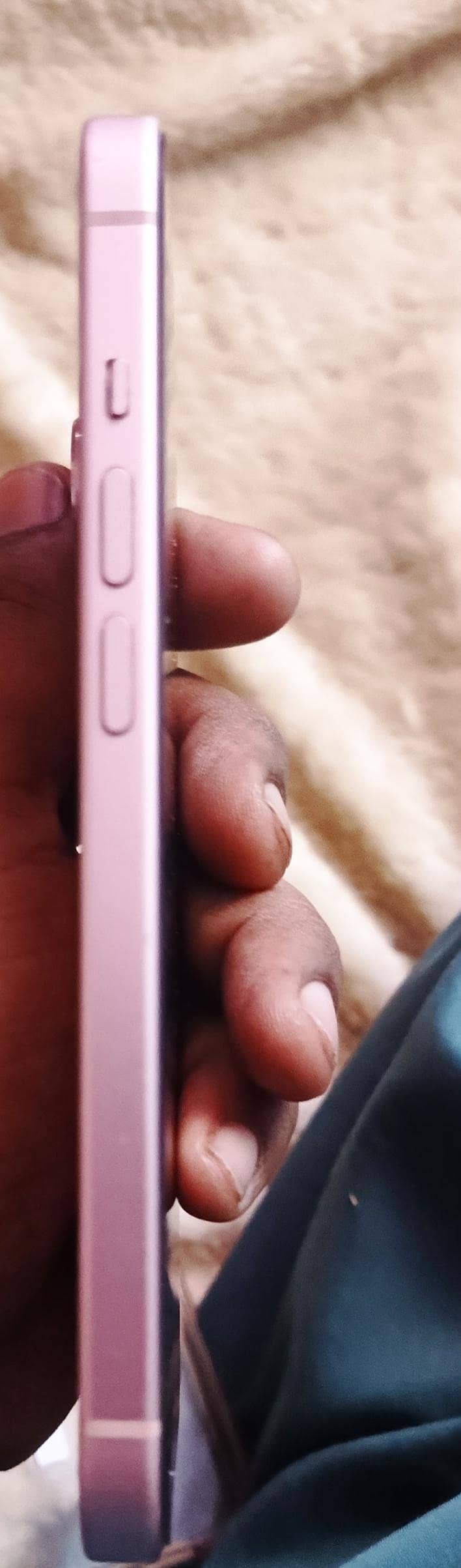 Apple iPhone 15 5