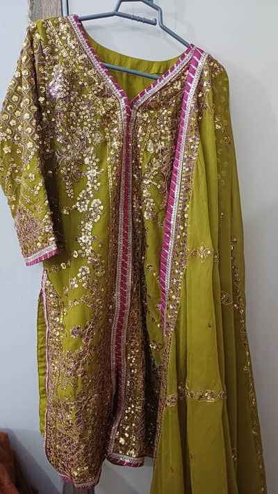 Elegant Designer Formal Dress – Stylish Party & Wedding Wea