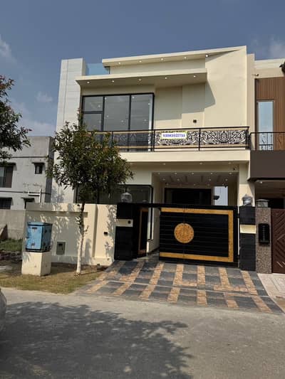 5 Marla Brand New Modern House