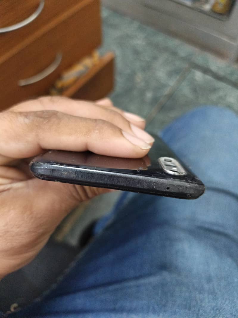 Realme 3 Pro 5