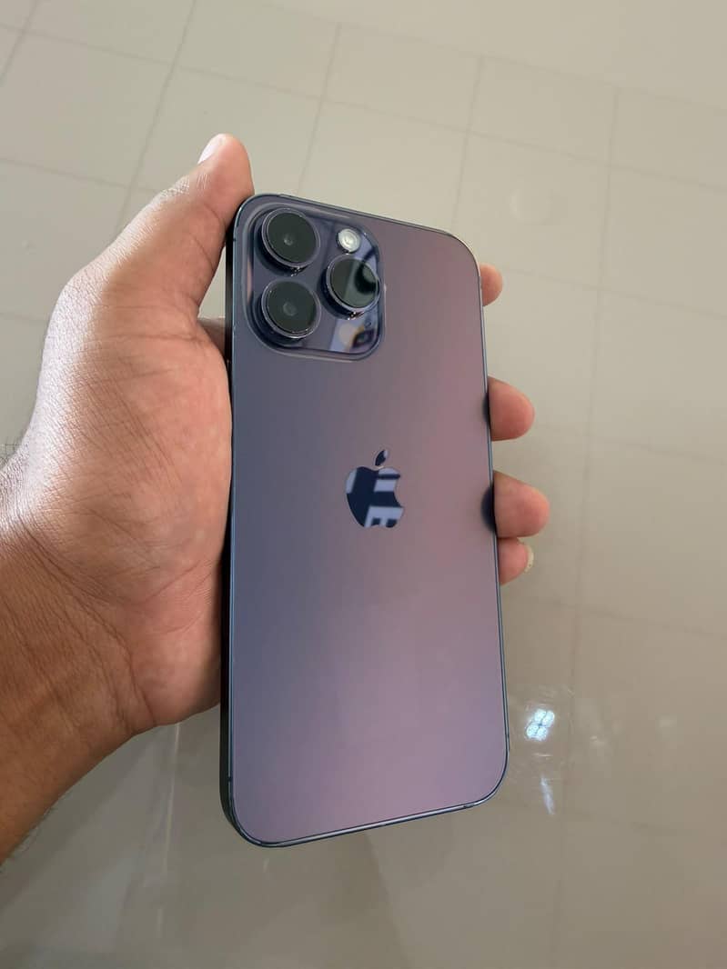 Apple iPhone 14 Pro Max 3