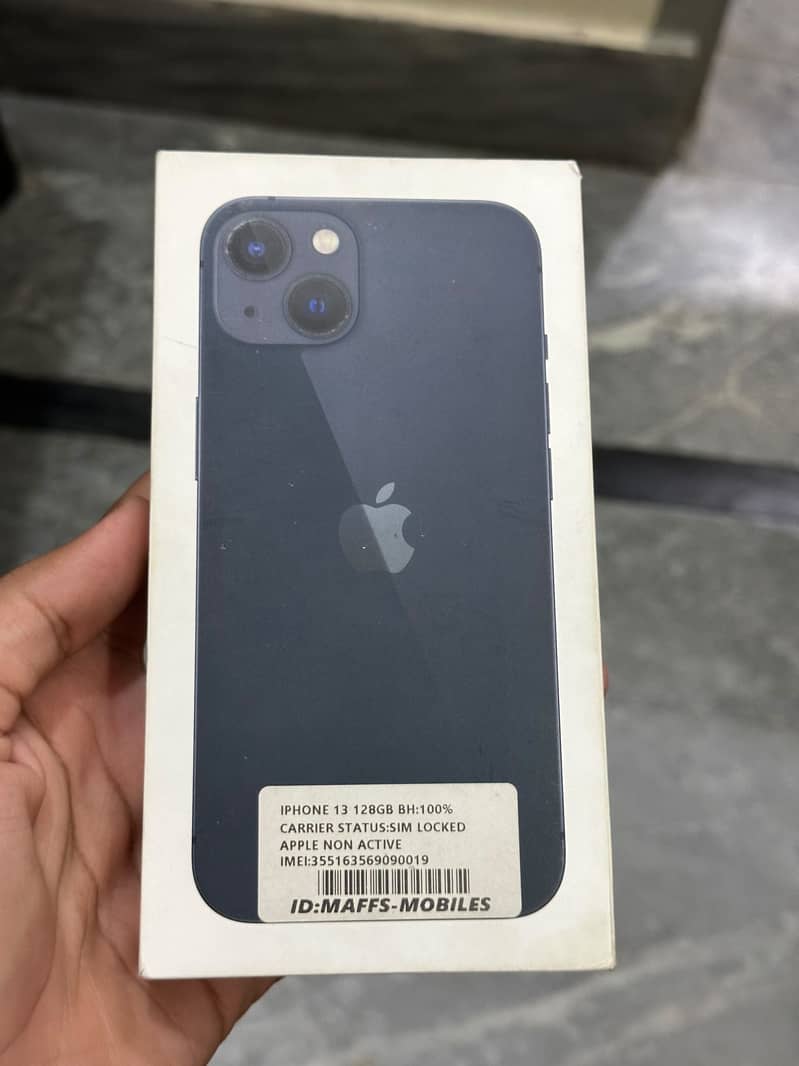 Apple iPhone 13 2