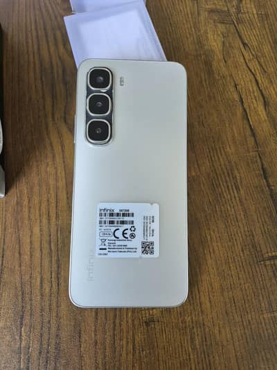 Infinix hit 60i 6/128