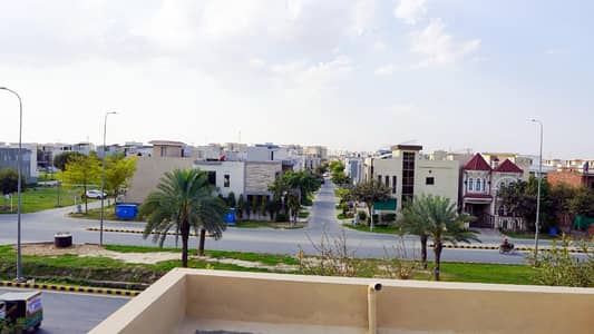 5 Marla House available for rent In Dha 9 Town Block B Lahore On main Boulevard