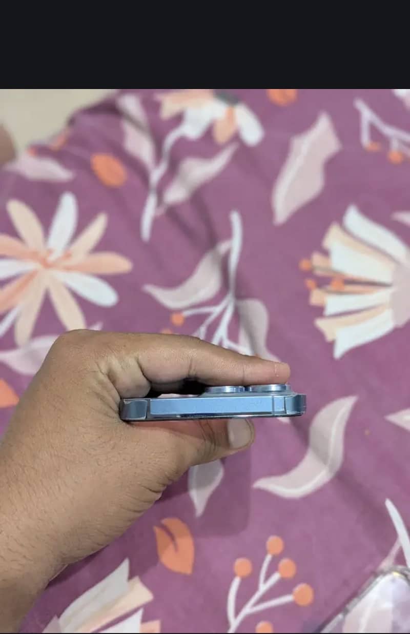 Apple iPhone 13 Pro 3