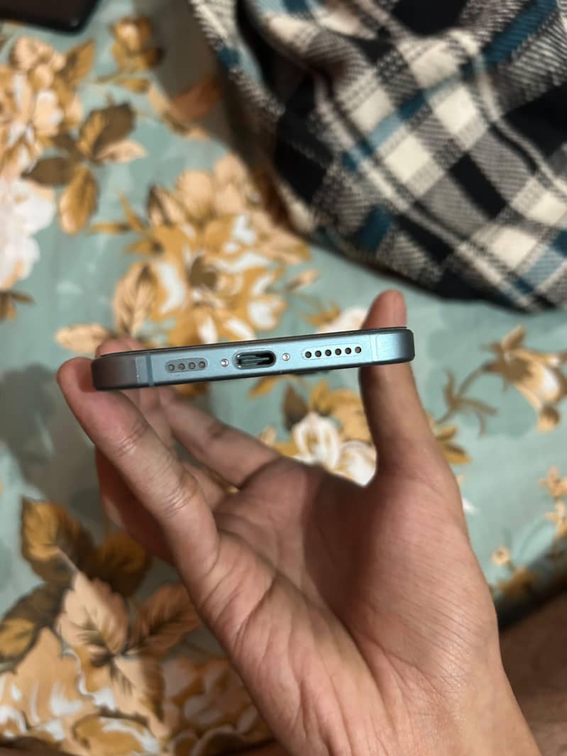 Apple iPhone 16 Plus 3