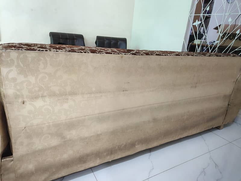 Sofa cumbed 1