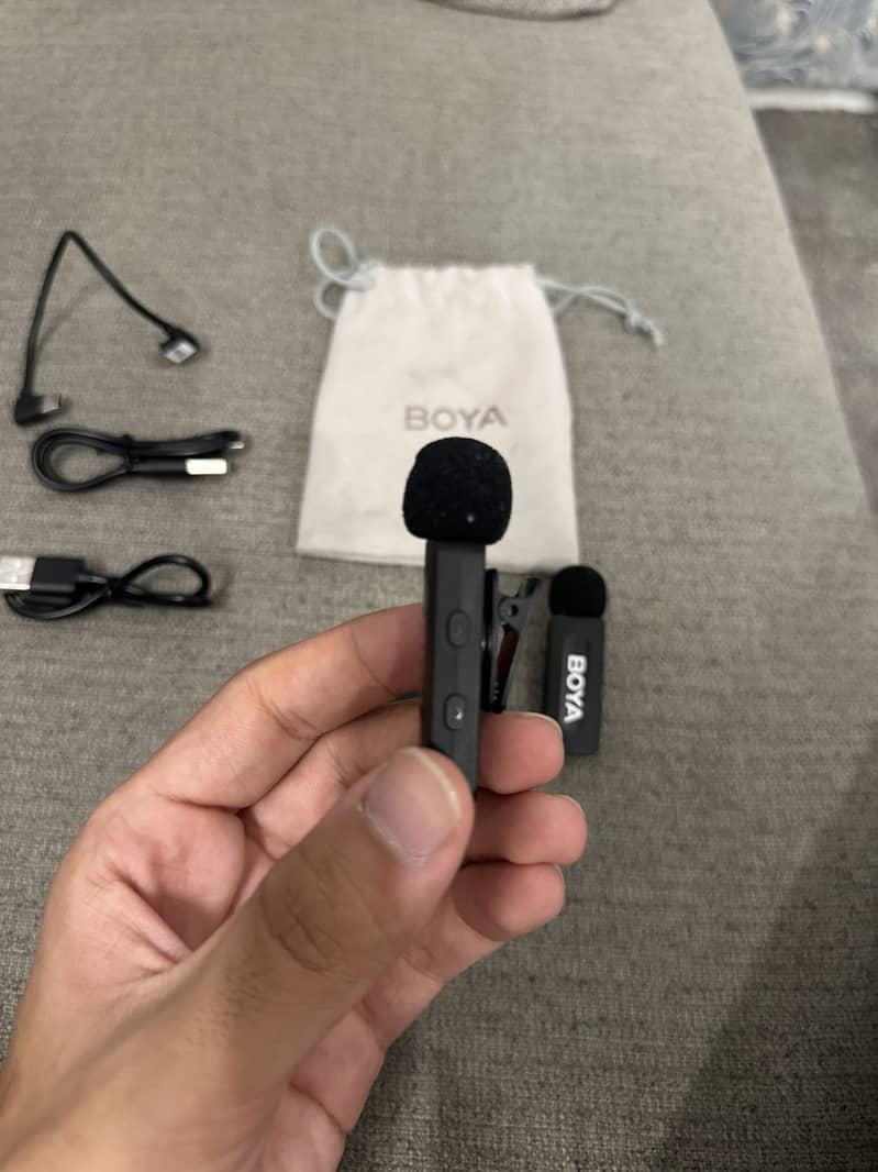 BOYA Wireless Lavalier Microphone Set. 1