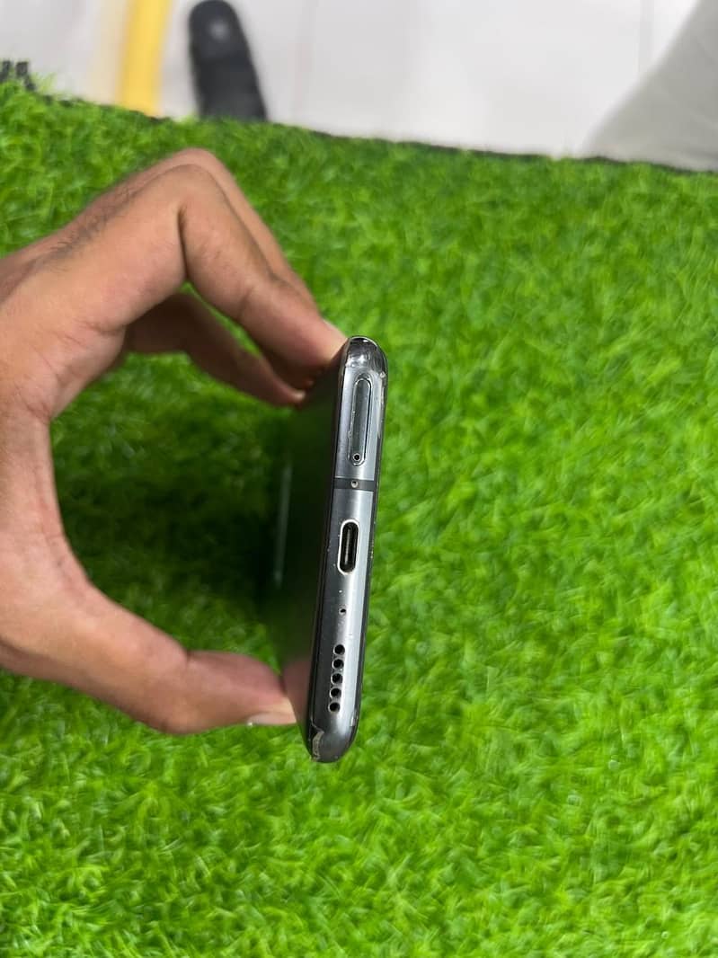 One Plus 7 Pro 1