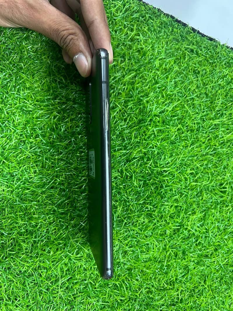 One Plus 7 Pro 3