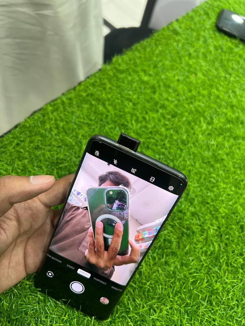 One Plus 7 Pro 5