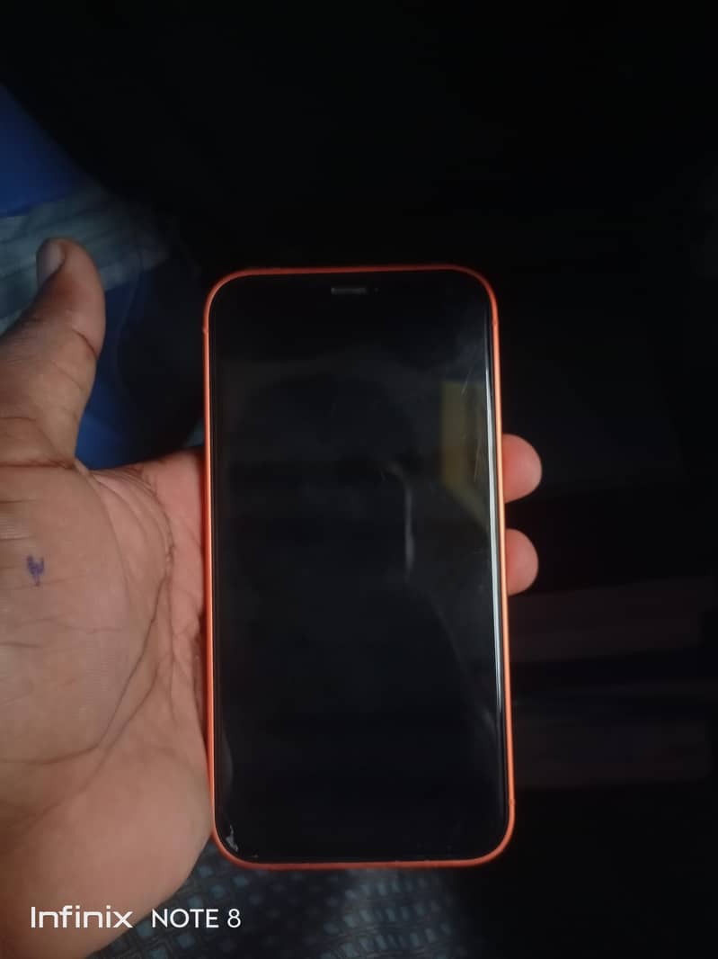 Apple iPhone XR converted 17 pro 2