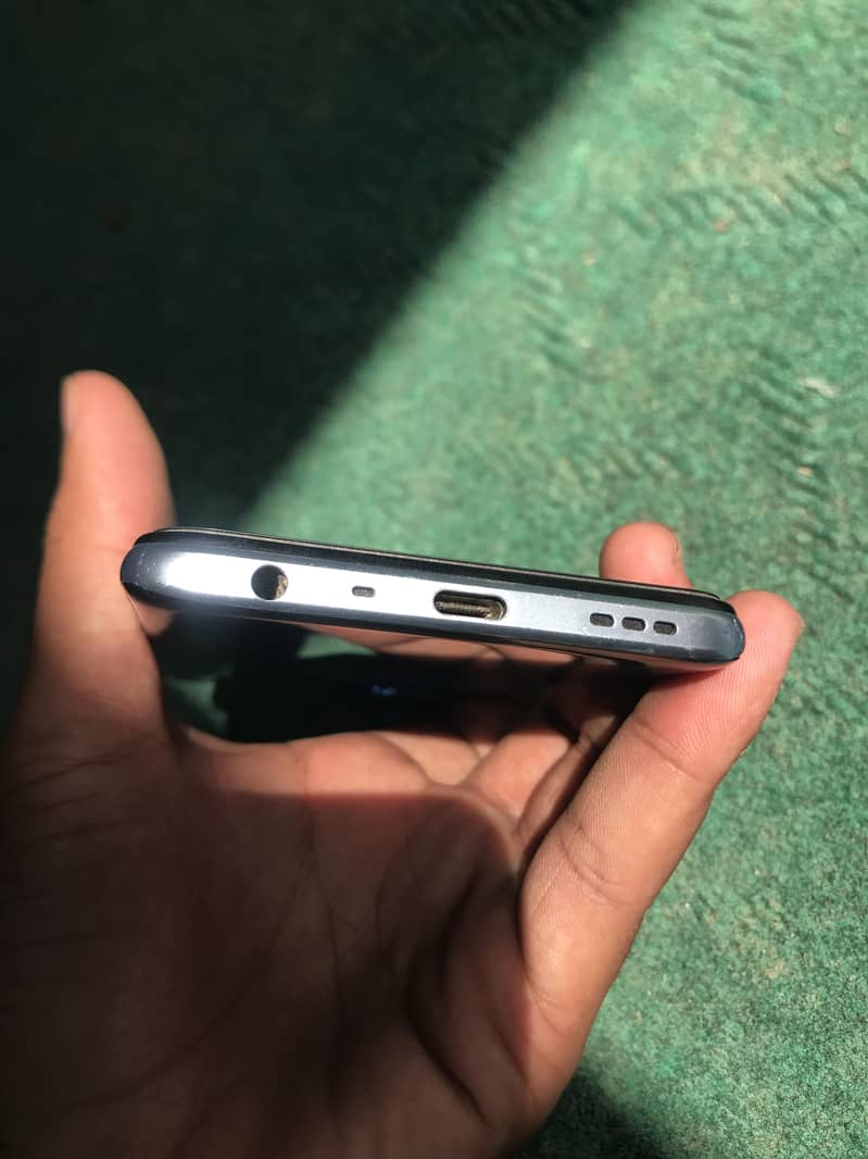 OPPO A54 4