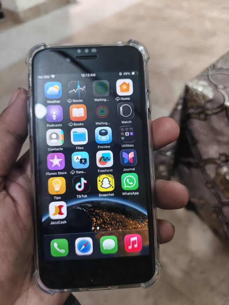 Apple iPhone SE 4