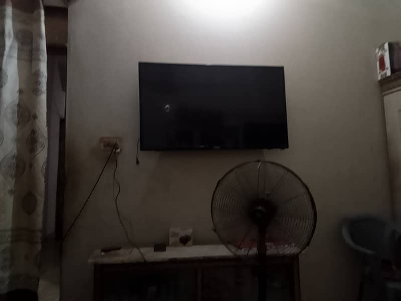 LCD 50 inch 1