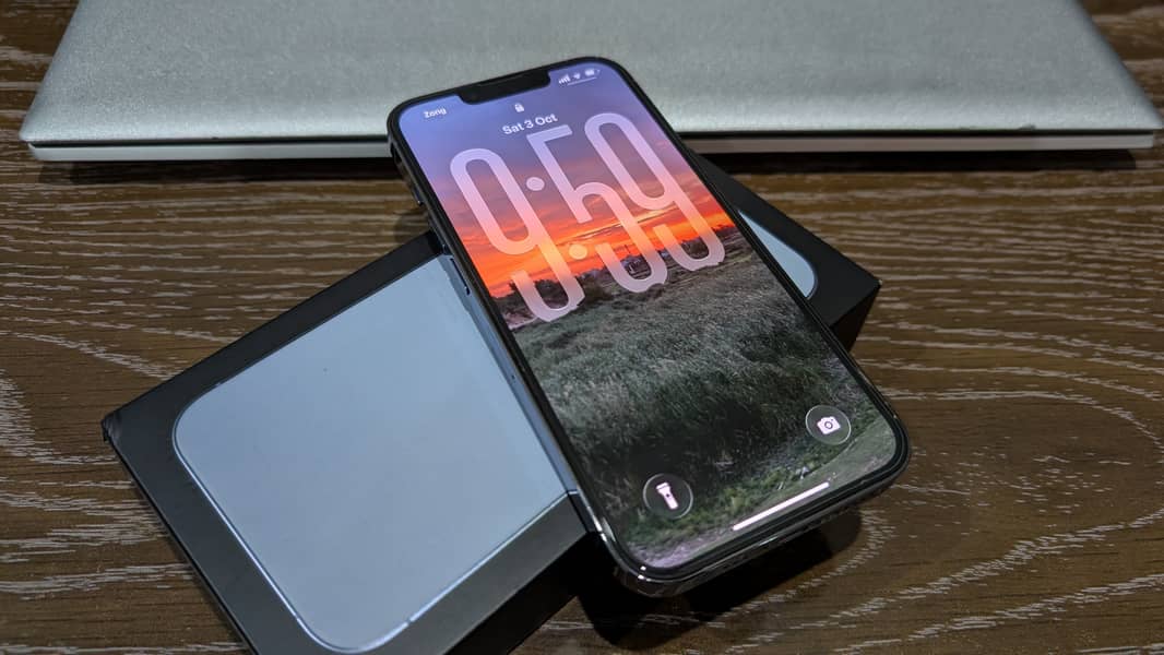 Apple iPhone 13 Pro 3