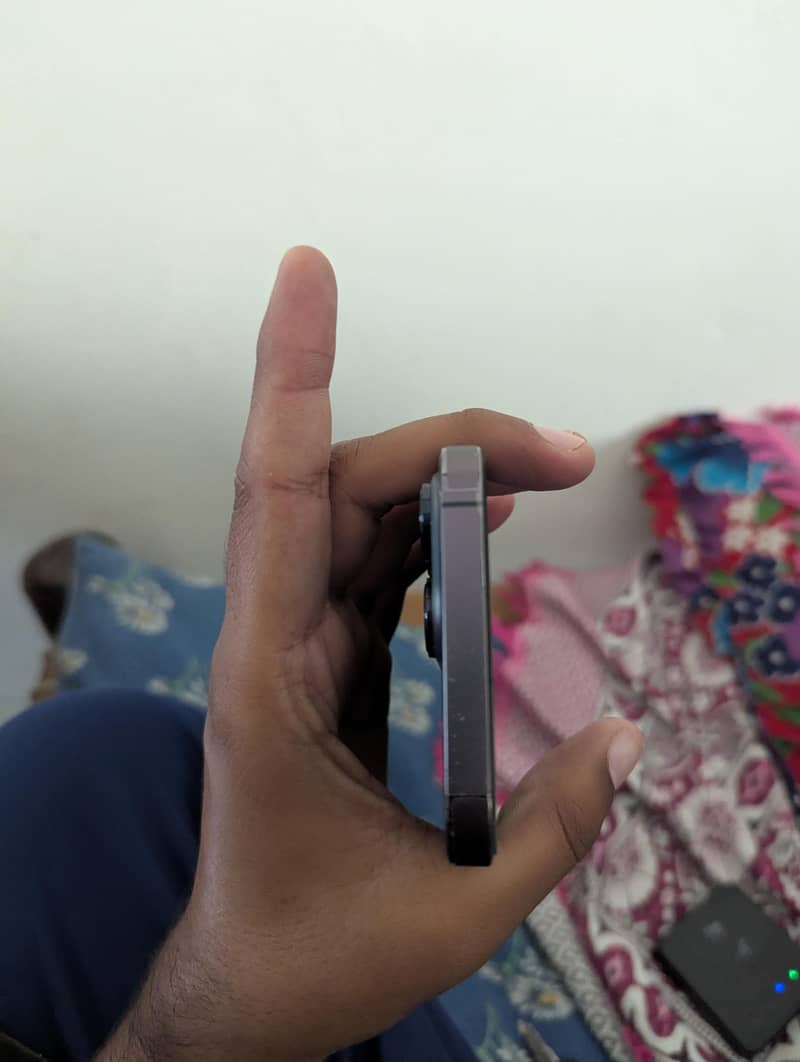 Apple iPhone 14 Pro Max 1
