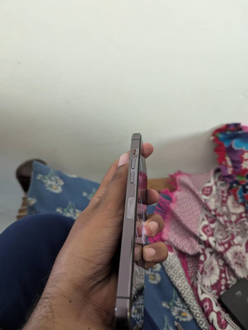 Apple iPhone 14 Pro Max 2