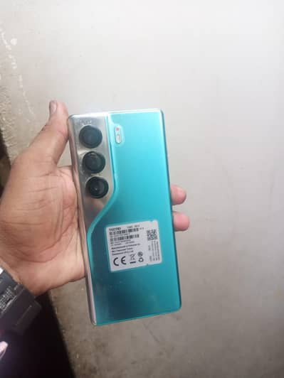 Tecno CAMON 40 Pro