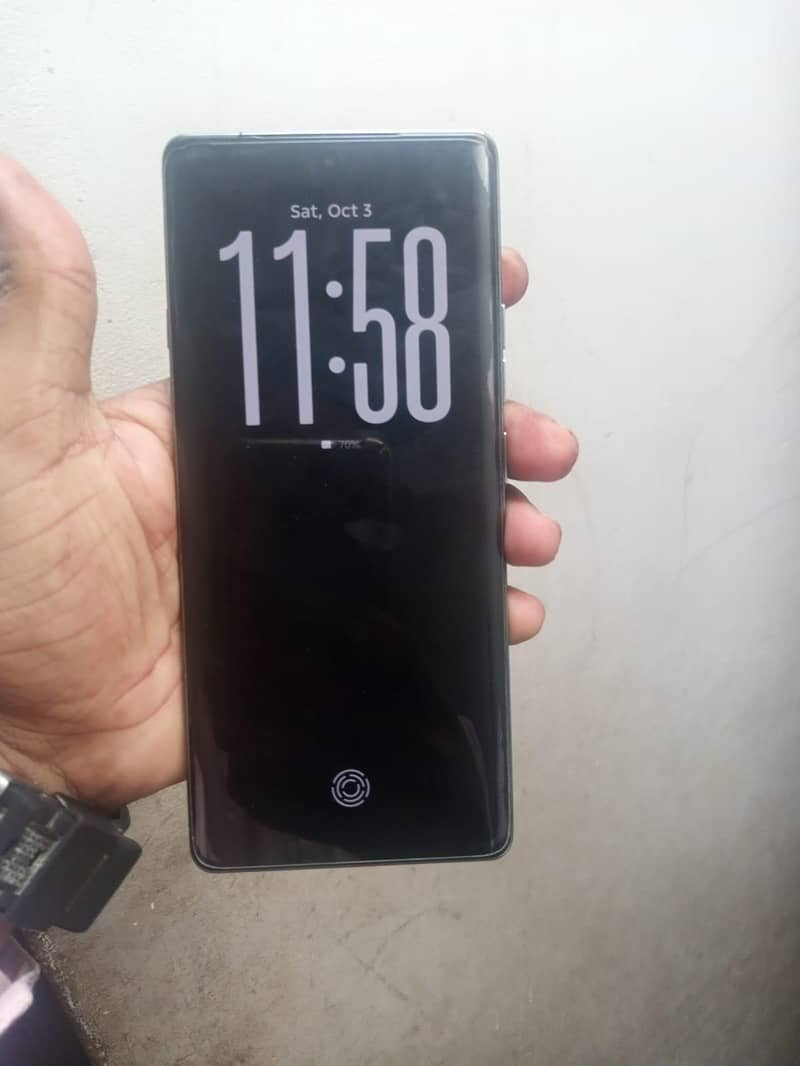 Tecno CAMON 40 Pro 1