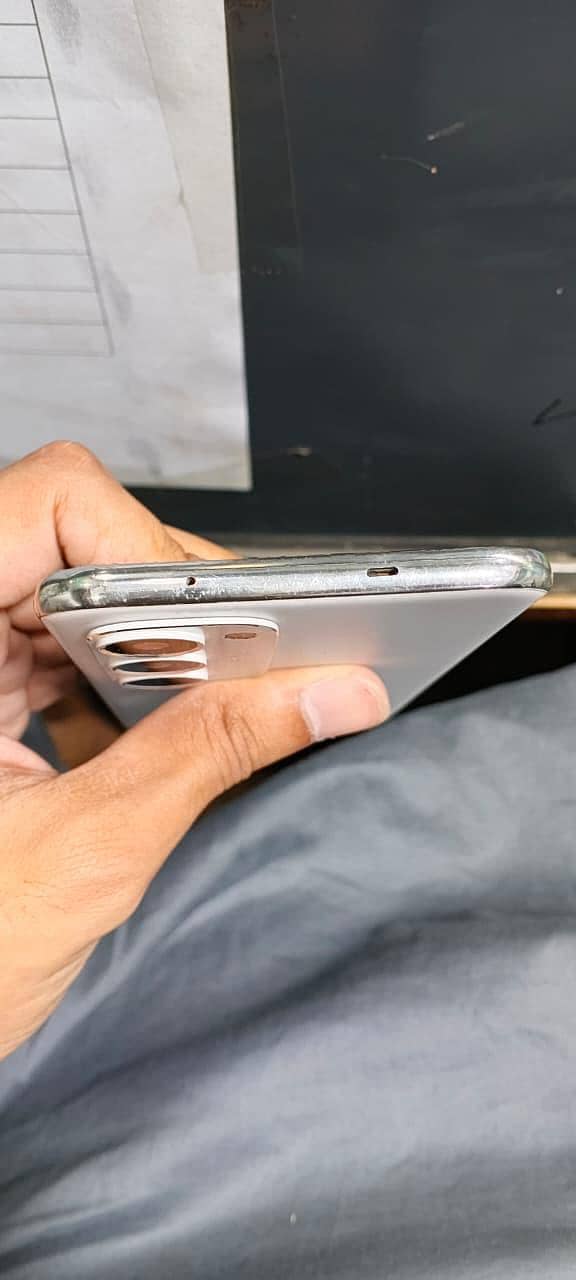 Tecno Spark 40pro+ 5