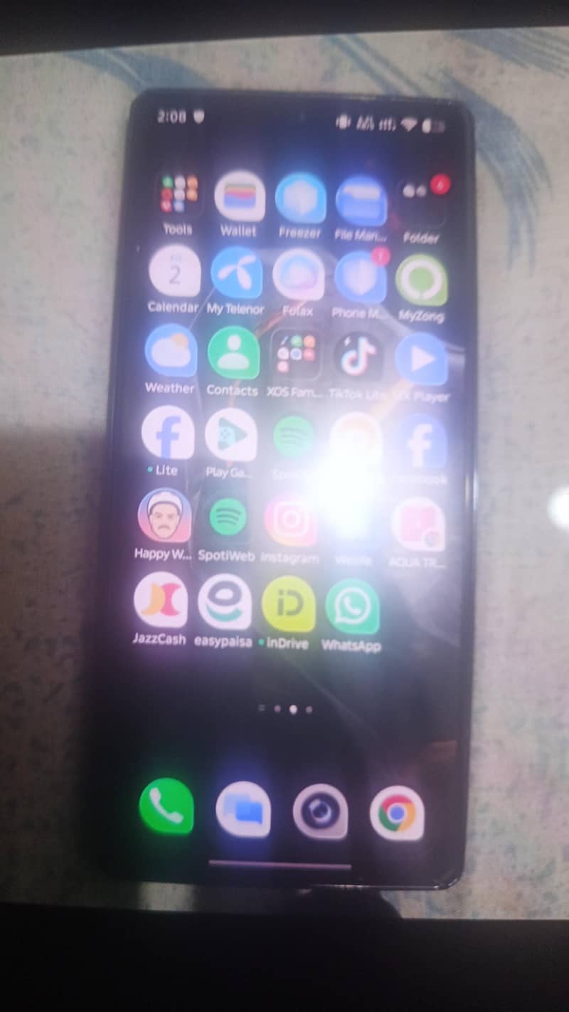 Infinix Note 40 4