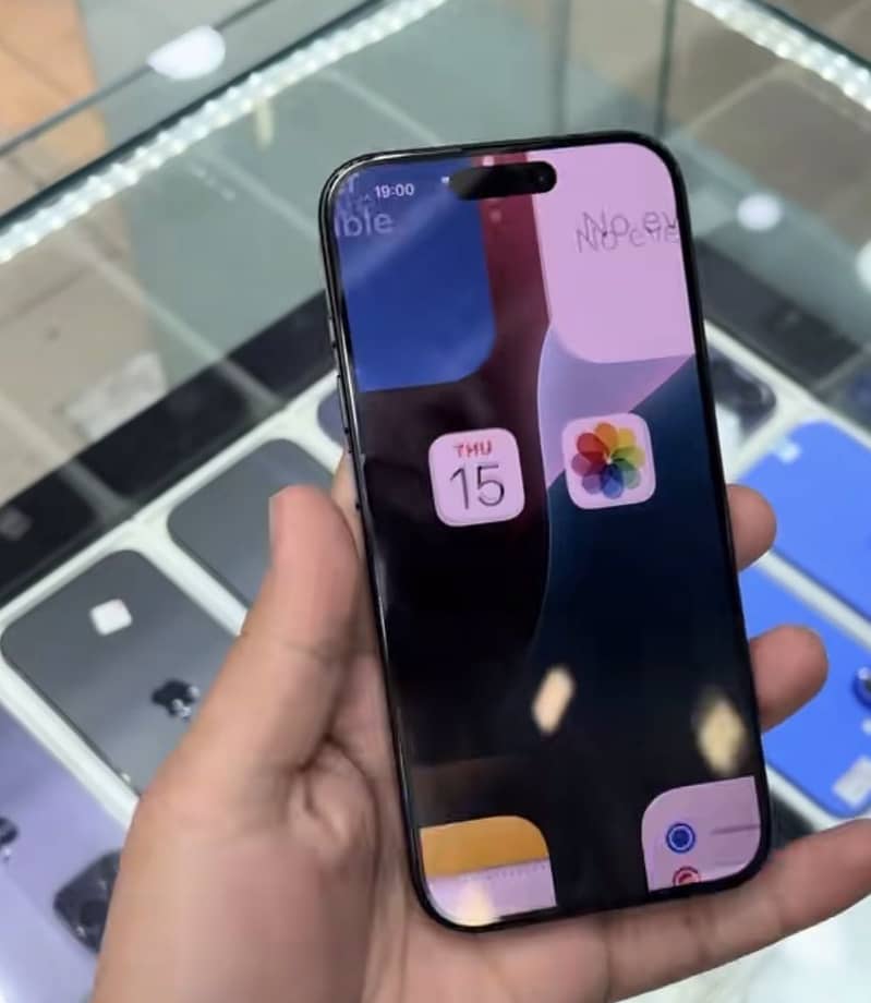iPhone 15 pro 1