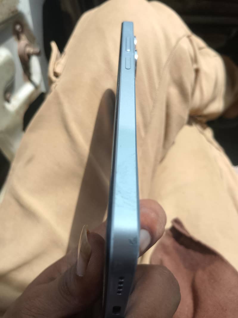 Realme Note 60 1