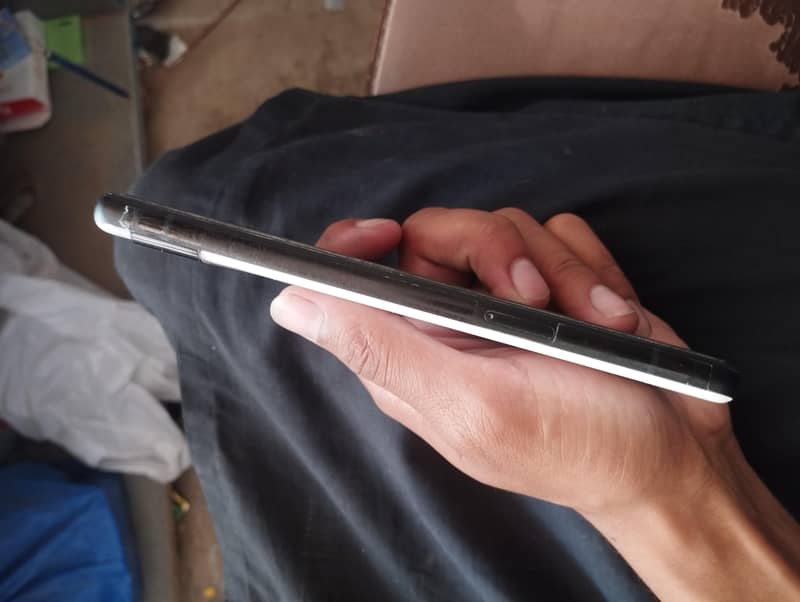 Google Pixel 6a 5