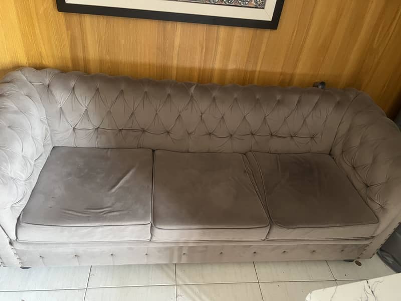 Used sofa set 0
