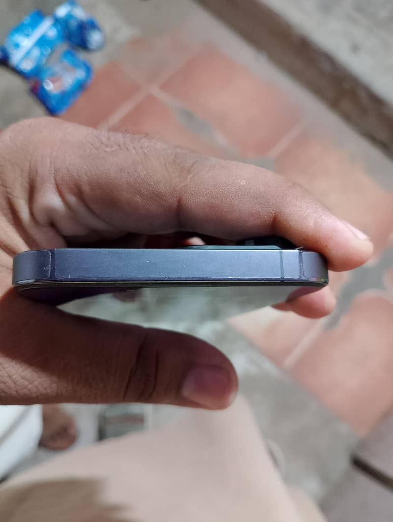 Apple iPhone 14 Pro Max 3