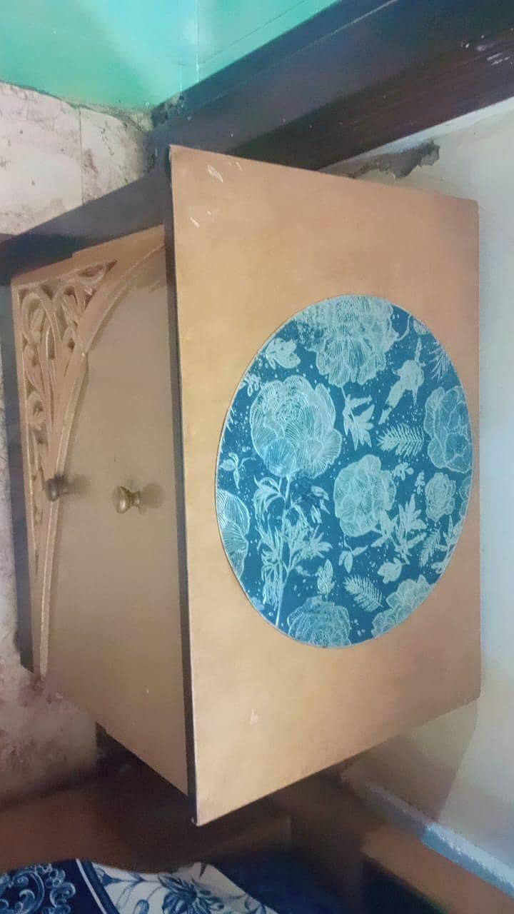 bedside table 1