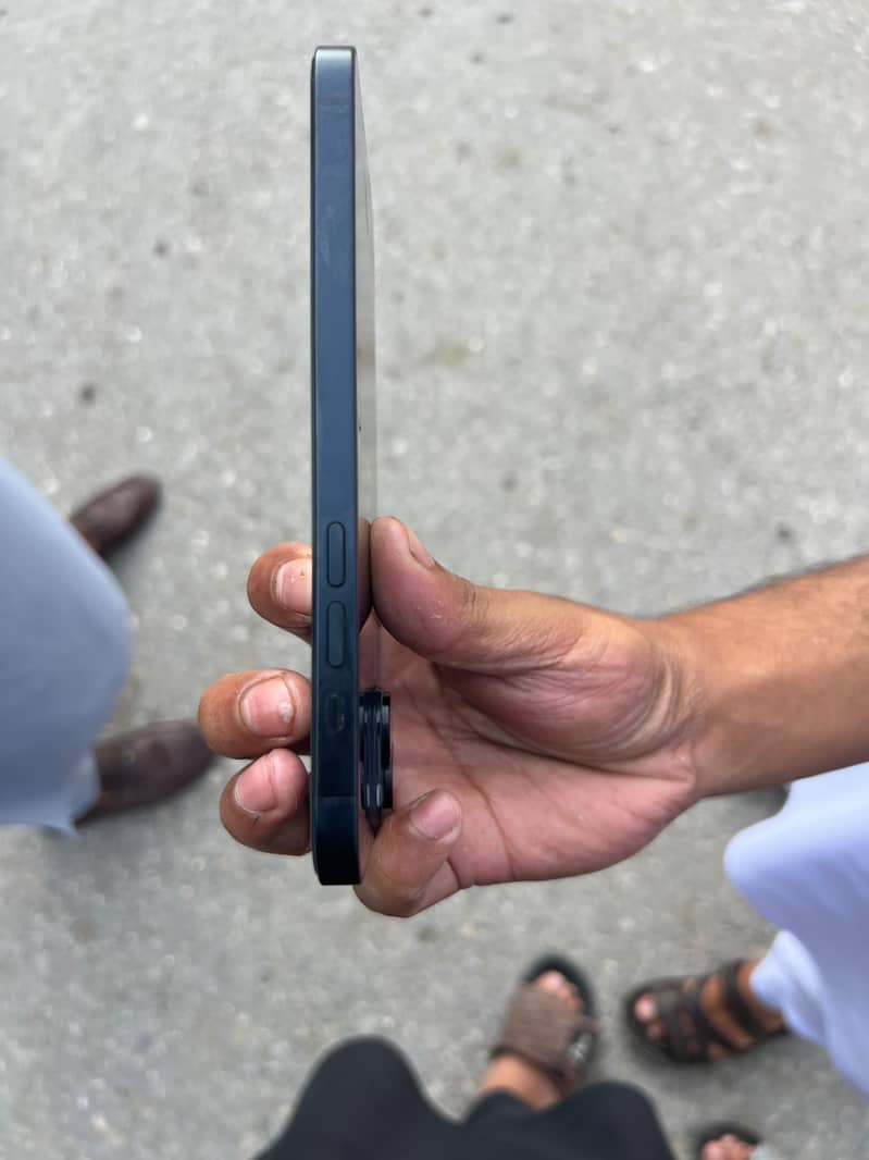 Apple iPhone 14 plus 4