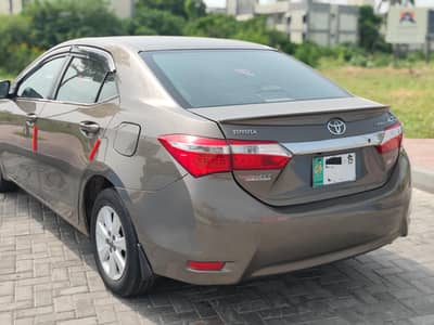 Toyota Corolla Altis 1.6 2015 (Immaculate Condition)