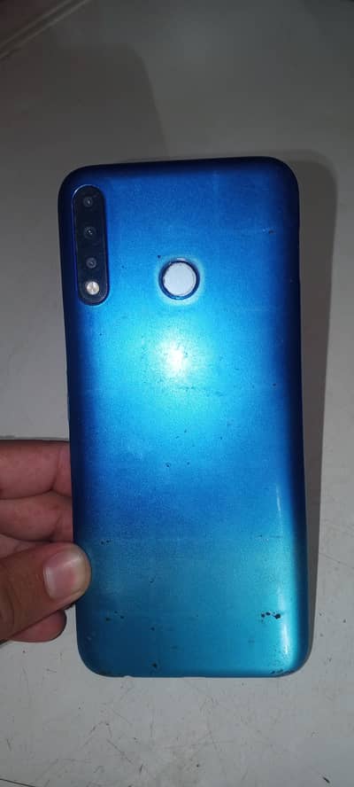 Tecno Spark 4