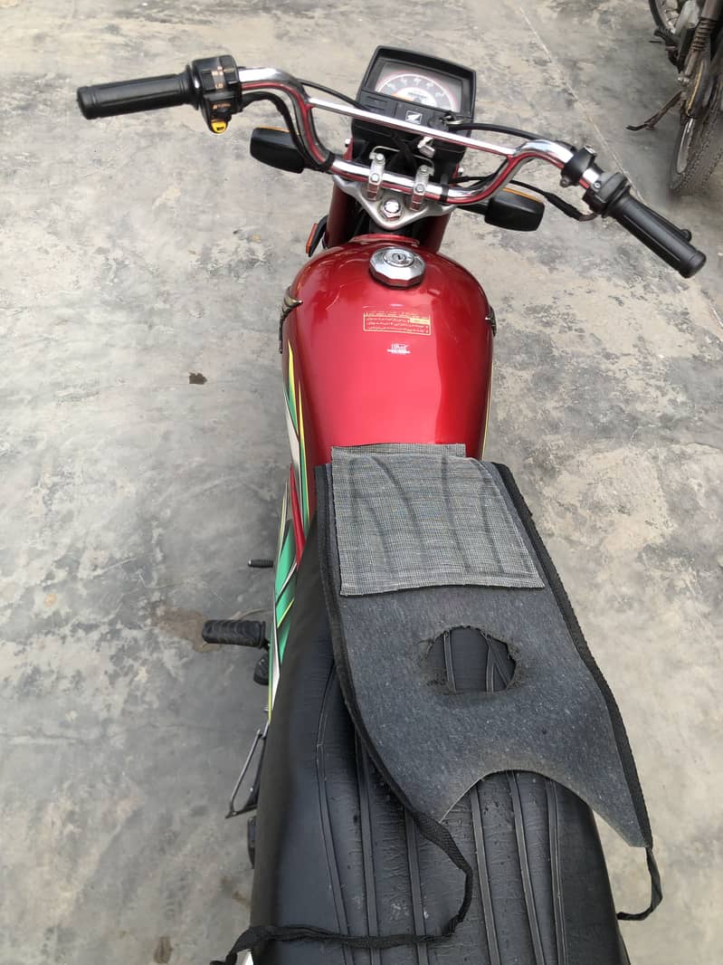 Honda CD 70 6