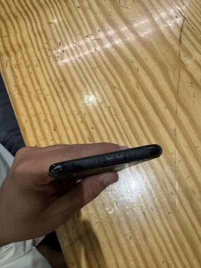 Apple iPhone 7