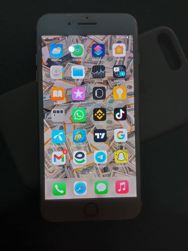 Apple iPhone 7 Plus 128Gb pta aproved 7