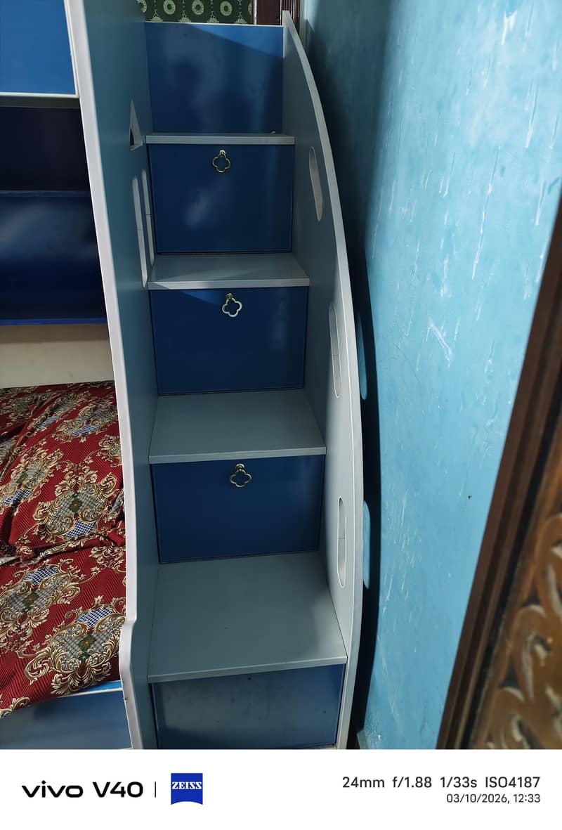 bunker bed /double bed 1