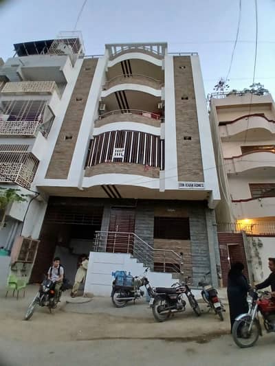 A Prime Location Flat Of 200 Square Yards In Gulshan-e-Iqbal - Block 10-A