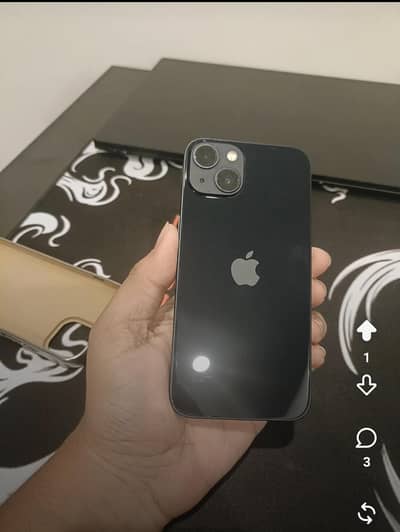 Apple iPhone 13