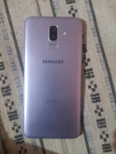 Samsung Mobile J8