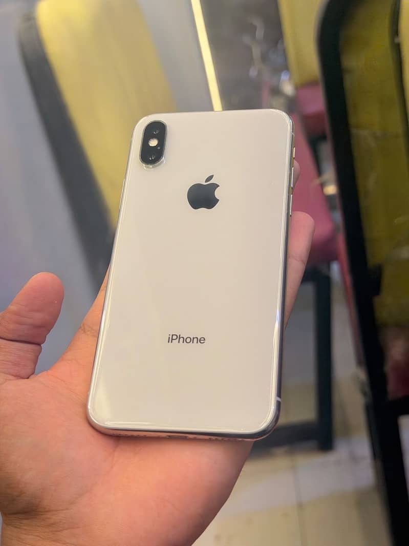 Apple iPhone XS 0