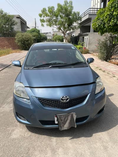Toyota Belta 2006