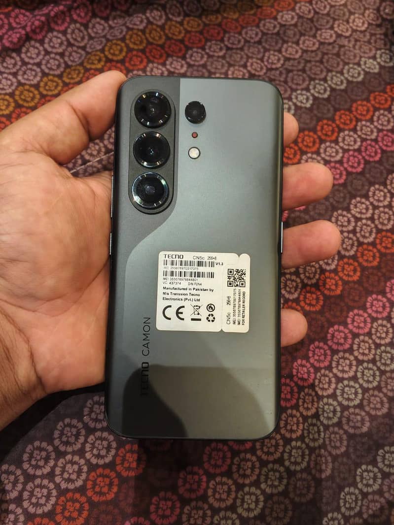 Tecno camon 50 pro 0