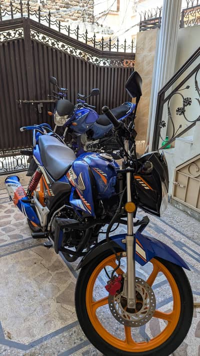 Honda CB 150f Special Edition Blue
