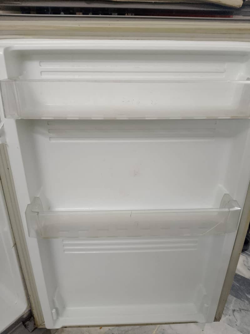 PEL Refrigerator 5